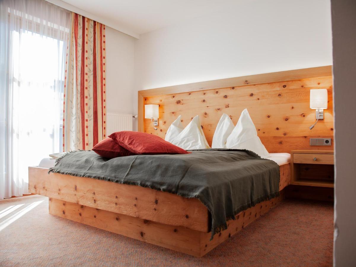Haus Kathrin Hotel เวอร์เฟนแวง ภายนอก รูปภาพ
