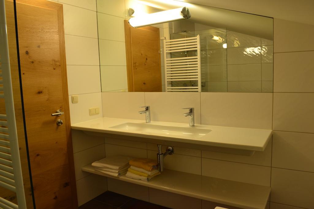 Haus Kathrin Hotel เวอร์เฟนแวง ห้อง รูปภาพ